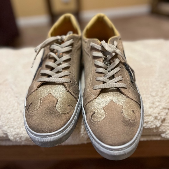 Dingo Womens Playdate Metallic Sneakers - Size 8.5 (Never Worn) - Picture 2 of 6